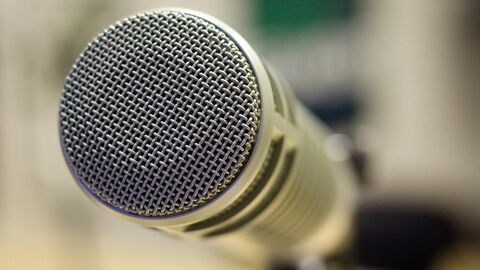Blick auf ein Mikrophon.